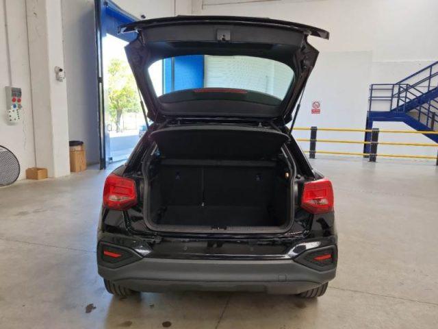 AUDI Q2 30 TDI Business
