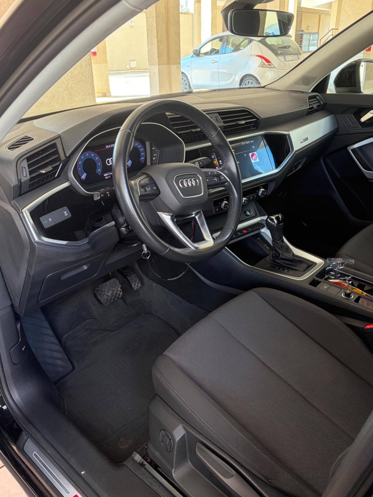 Audi Q3 35 TFSI S tronic line edition