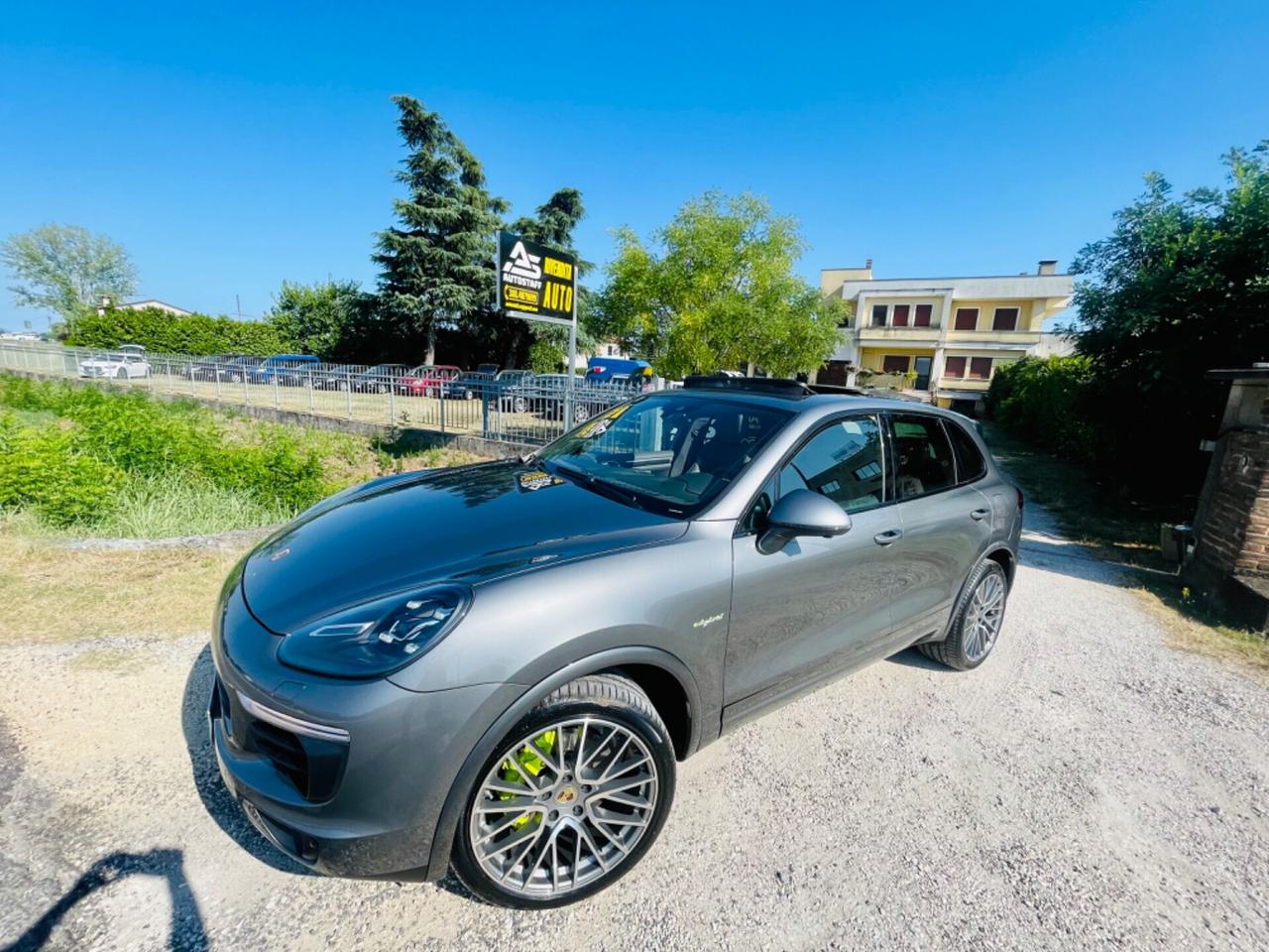 Porsche Cayenne 3.0 S E-Hybrid Platinum Edition
