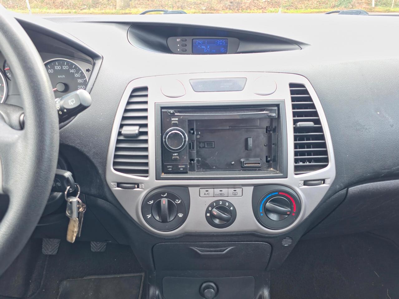 Hyundai i20 1.2 5p. CV-77 Sound Edition 2012-E5 Manuale NEO