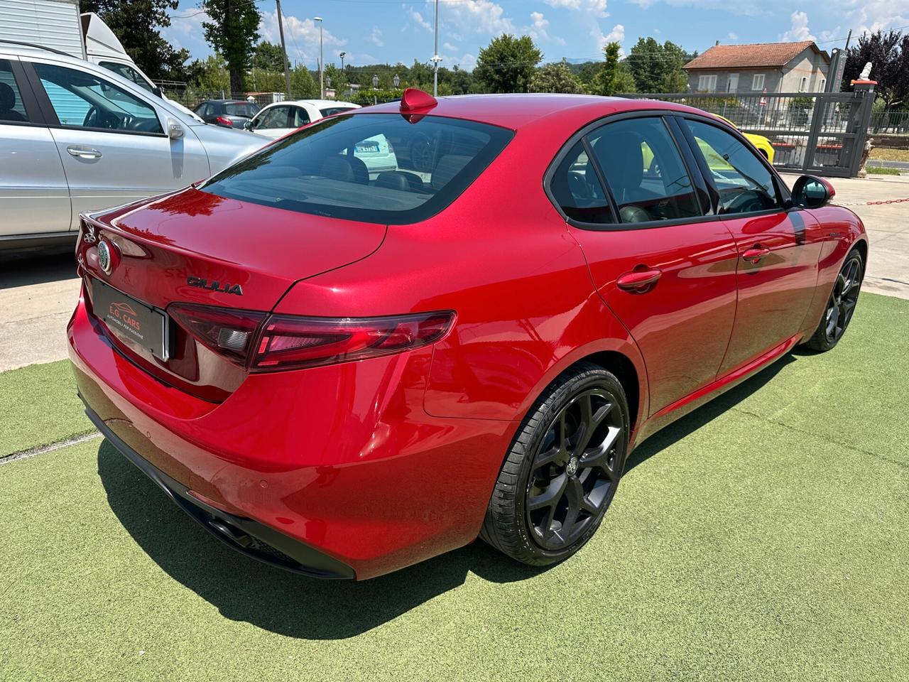 Alfa Romeo Giulia 2.2*VELOCE*Q4*210CV*AUT*NAVI*F1*KAMERA*HARMAN*
