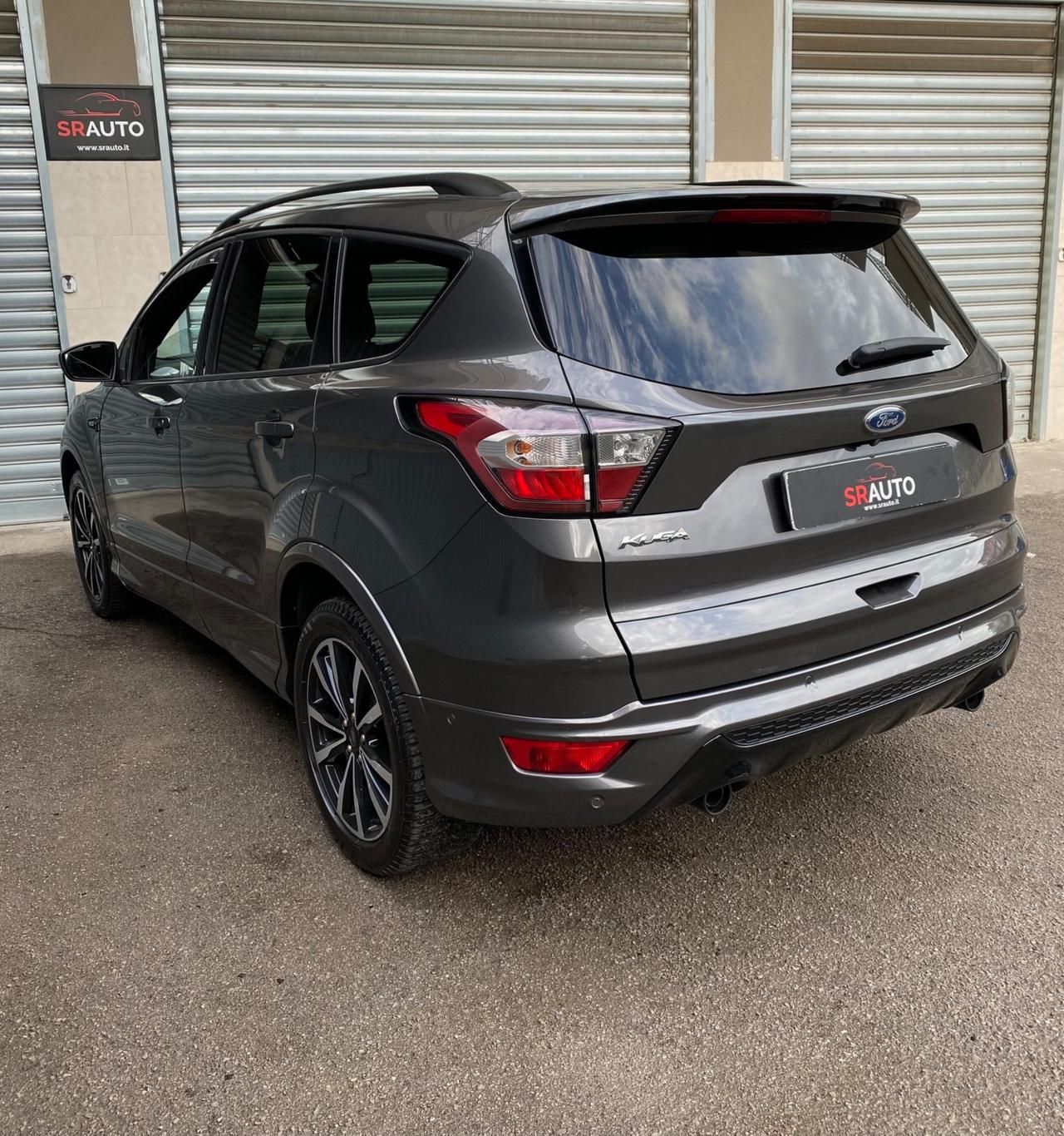 Ford Kuga 1.5 TDCi 120cv S&S 2WD ST-Line