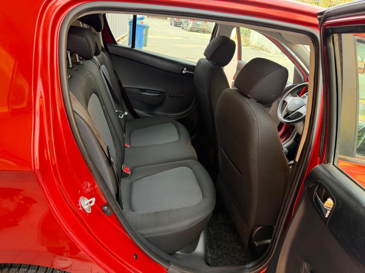 Hyundai i20 1.4 CRDi 5p. Sound Edition
