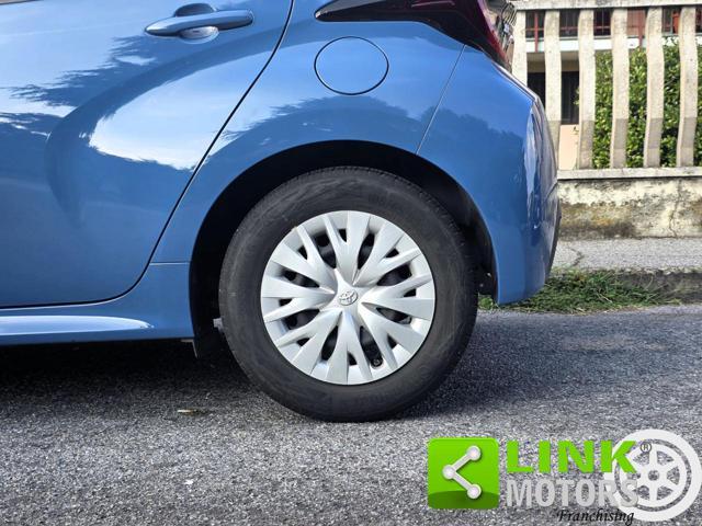 TOYOTA Yaris 1.0 5 porte Active