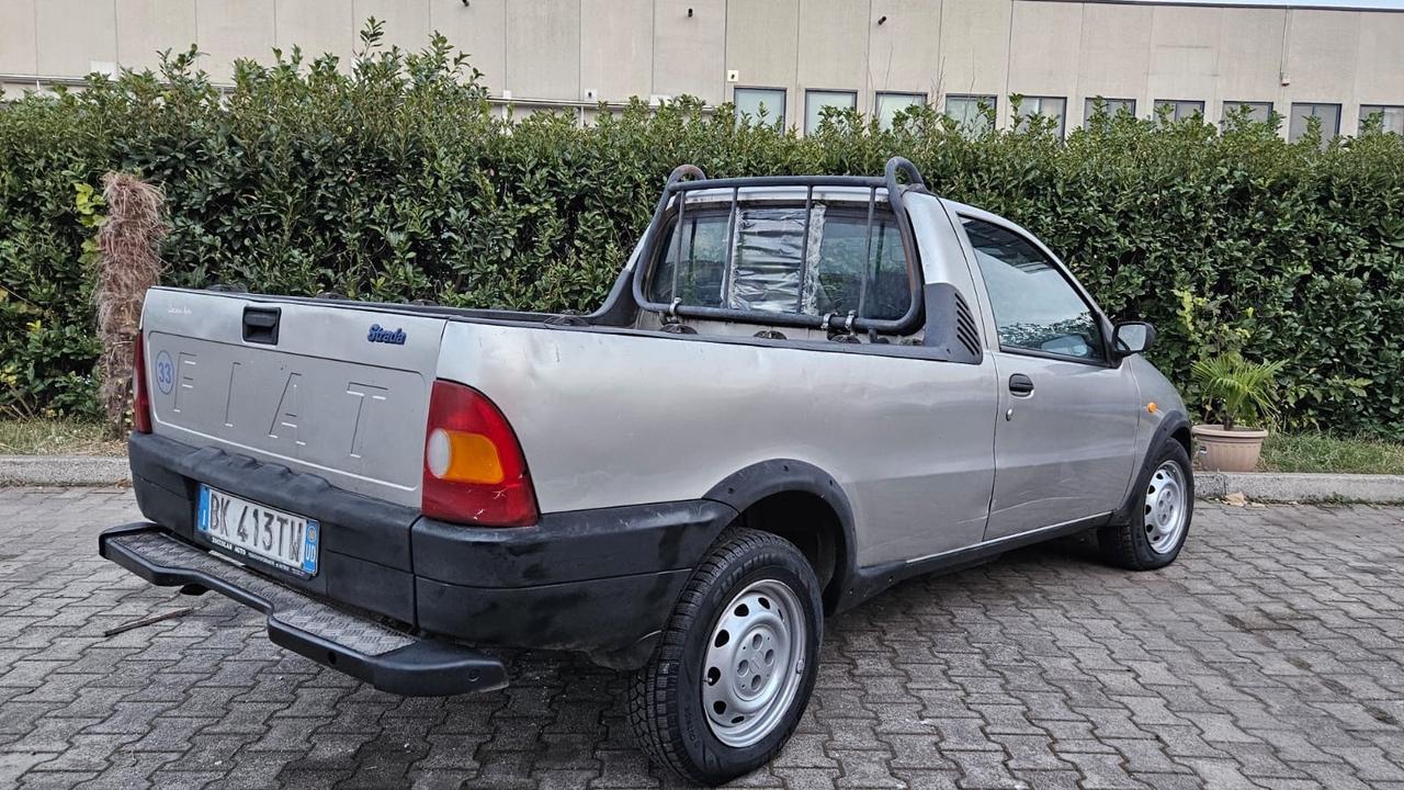 Fiat Strada 1.7 Pick-up Perfetta