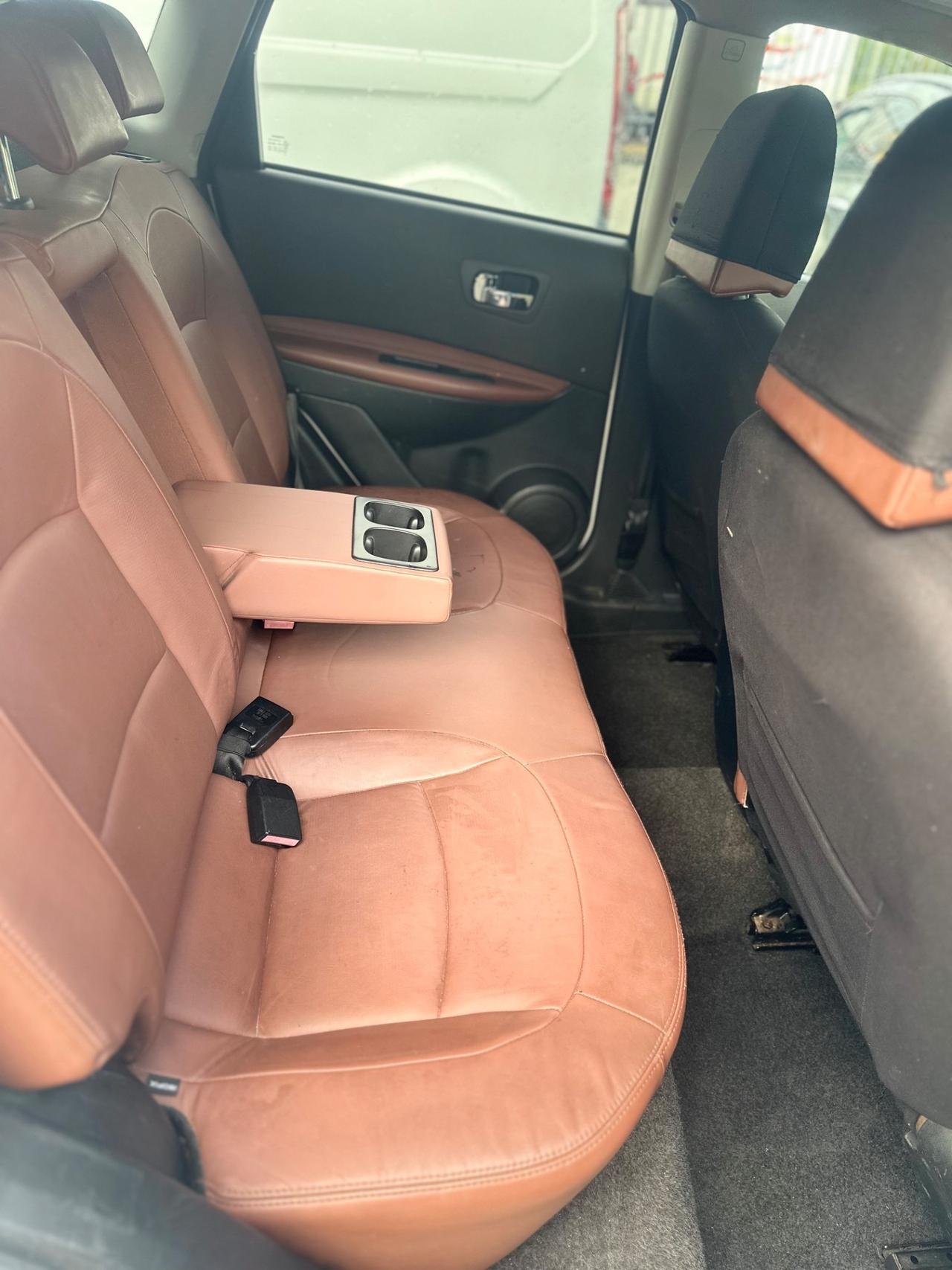 Nissan Qashqai 2.0 dCi DPF Tekna