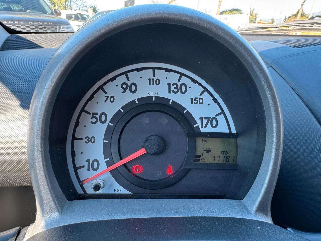 Toyota Aygo 1.0 VVT-I 5P NAVI BLUETOOTH 2011