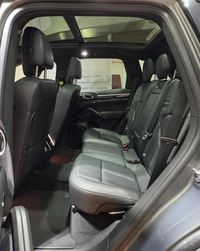 PORSCHE Cayenne 3.0 Diesel 250CV Platinum Edition