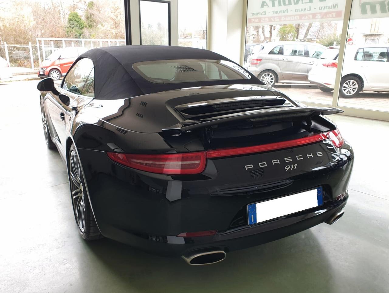 Porsche 911 3.4 Carrera 4 Cabriolet