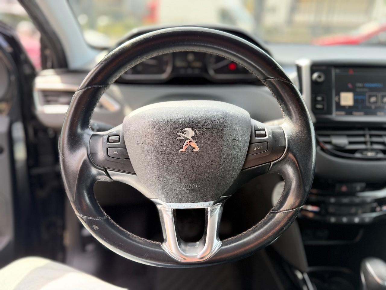 Peugeot 2008 BlueHDi 100 S&S Black Matt