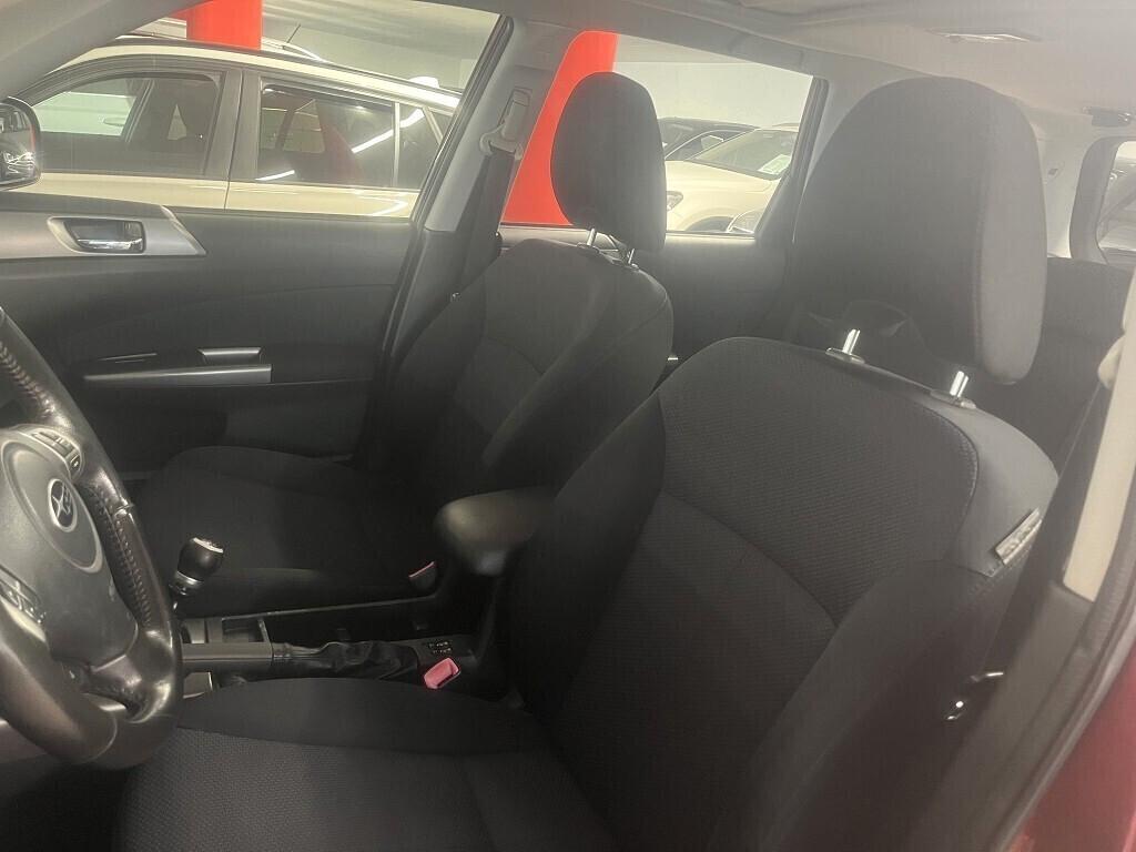 Subaru Forester 2.0D 4×4 Comfort 147 CV gancio
