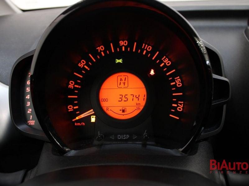 Toyota Aygo Aygo 5p 1.0 x-play tss m-mt