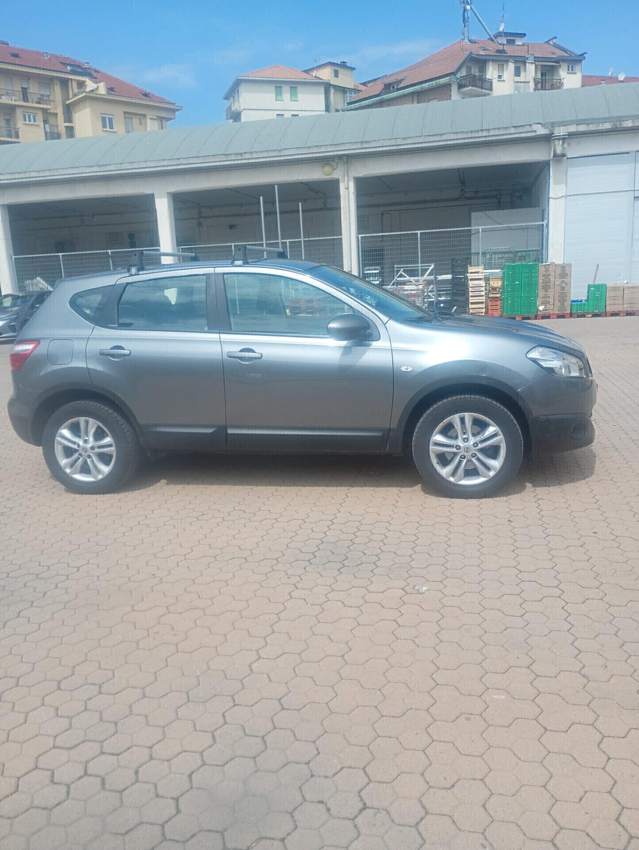 Nissan Qashqai - APERTI AD AGOSTO