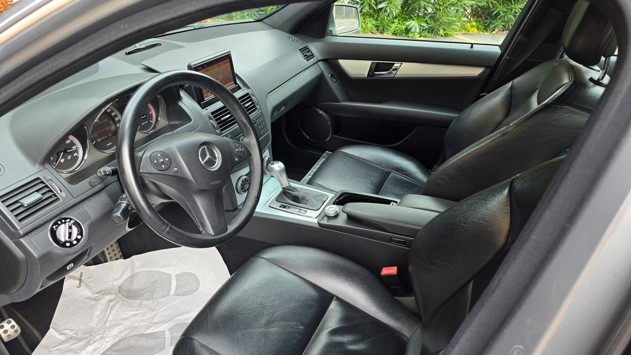 Mercedes-benz C 220 CDI BlueEFFICIENCY Avantgarde AMG