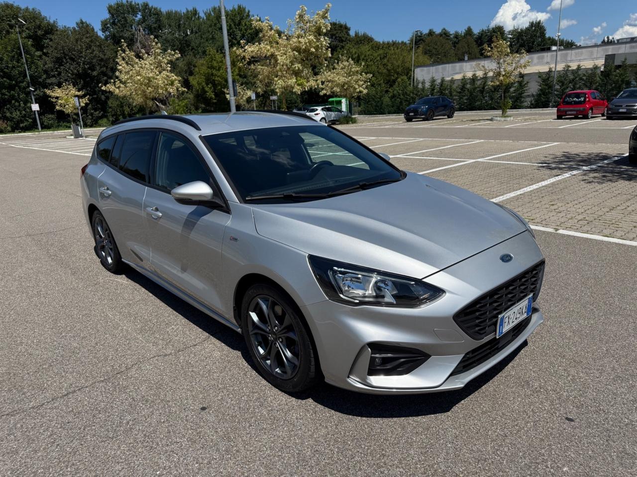 Ford Focus 1.0 EcoBoost 125 CV automatico SW ST-Line Co-Pilot