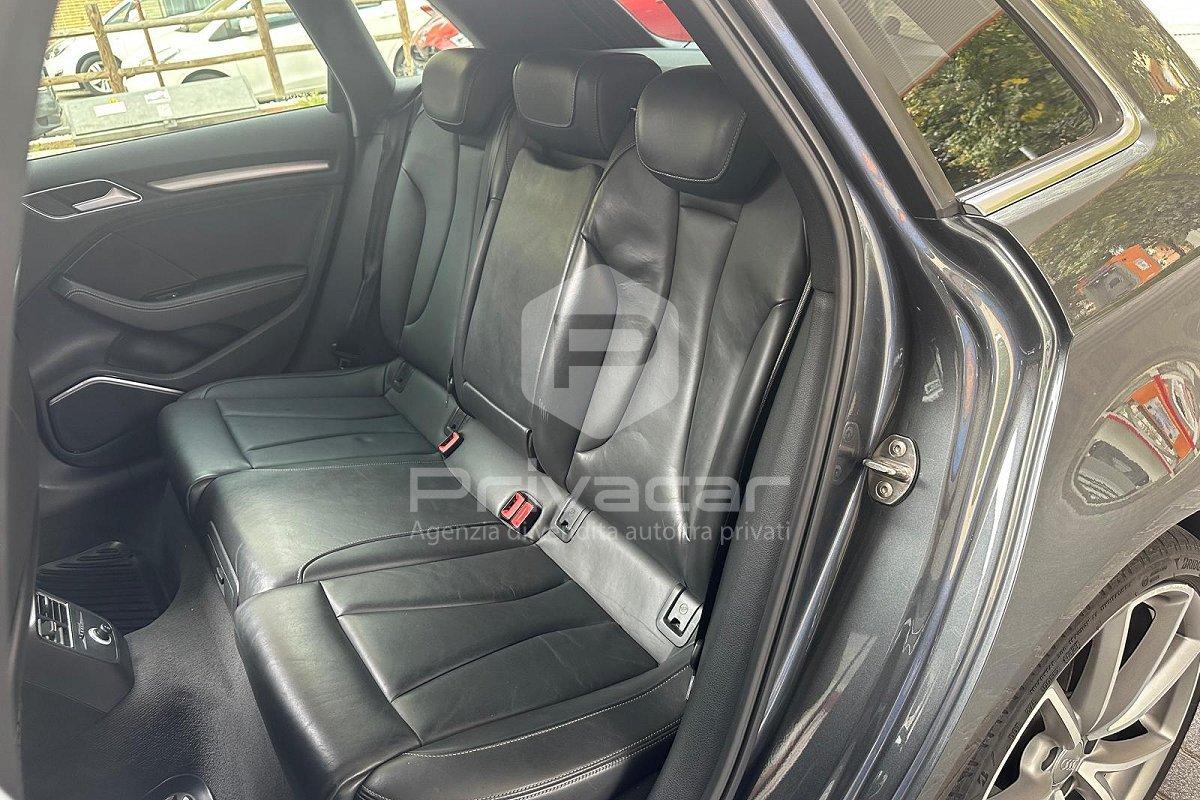 AUDI A3 SPB 2.0 TFSI quattro S tronic Sport