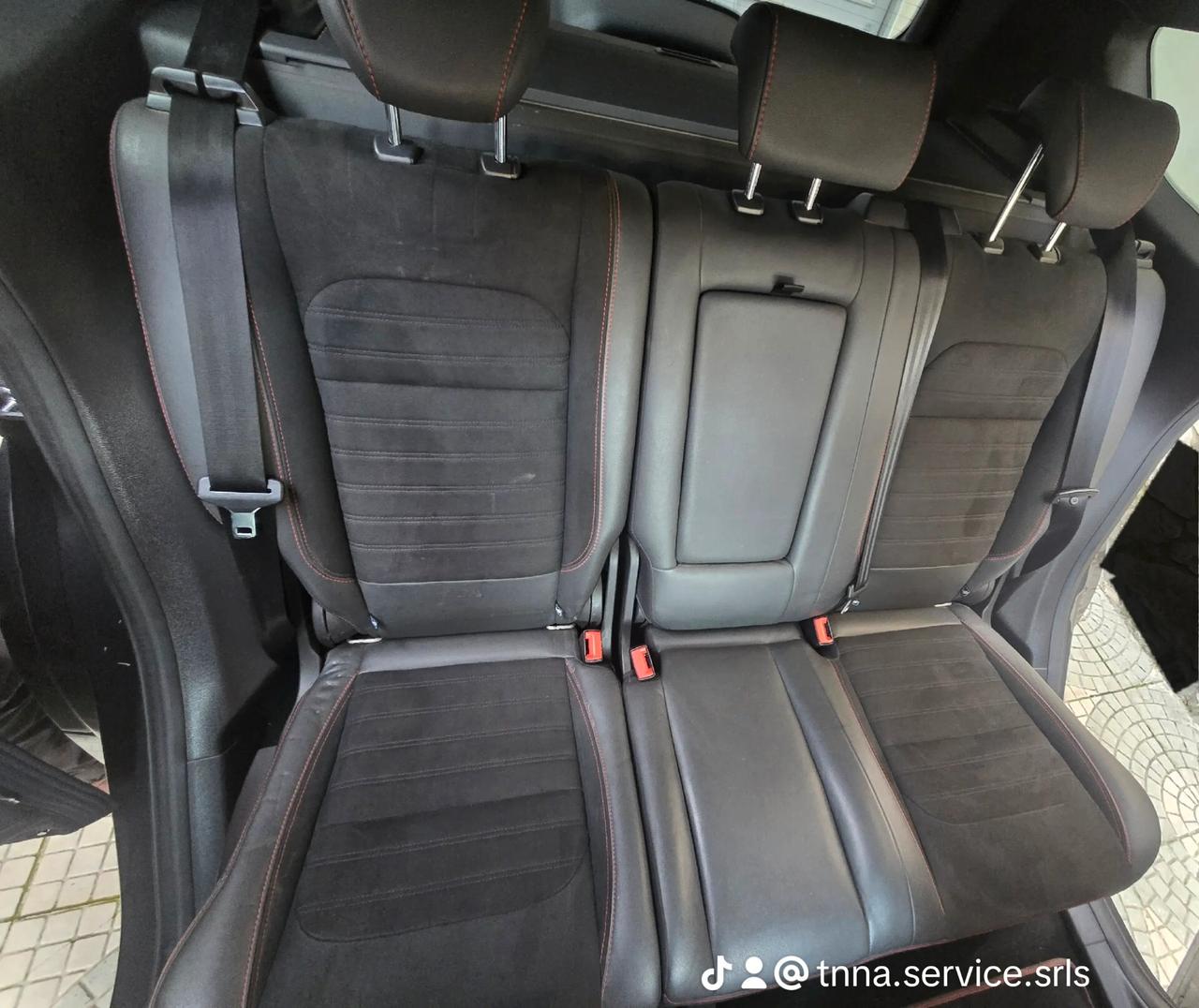 Ford Kuga 1.5 TDCI 120 CV S&S 2WD ST-Line