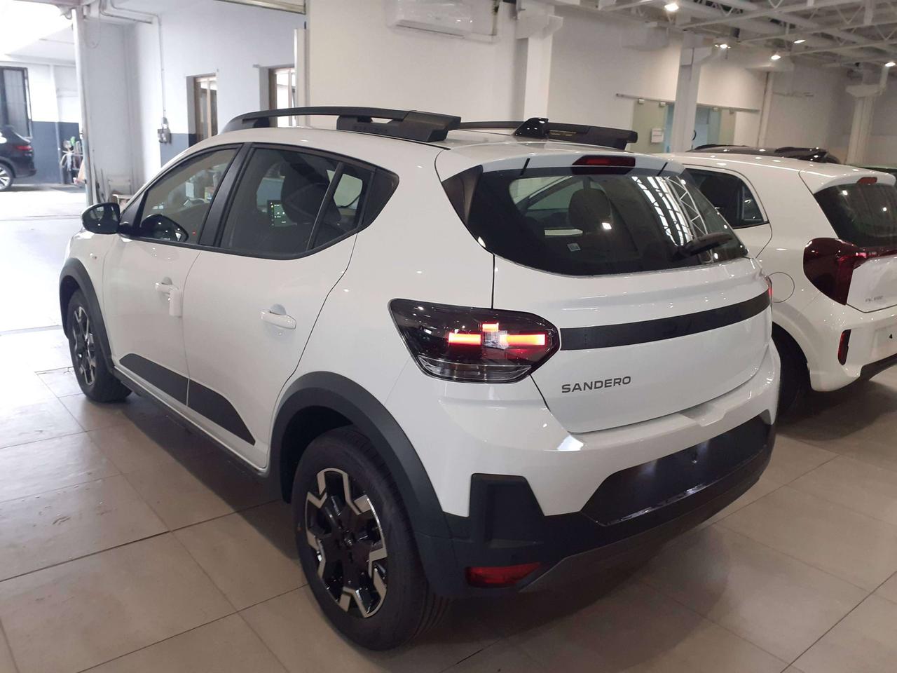 Dacia Sandero tce 110cvExpression NUOVA da immatricolare