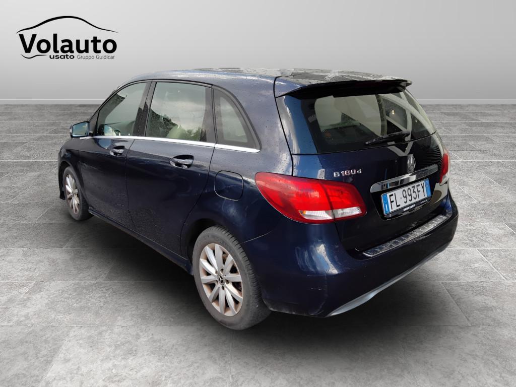 Mercedes-Benz Classe B - T246 - B 180 d (cdi) Sport auto