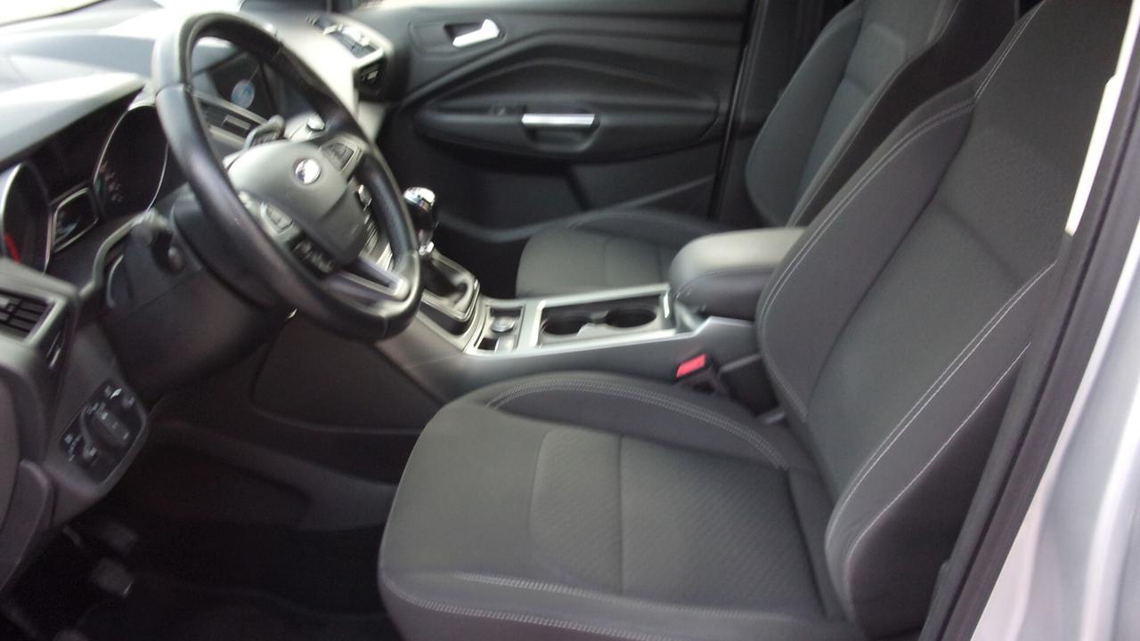 Ford Kuga 1.5 TDCI 120 CV S&S 2WD Titanium