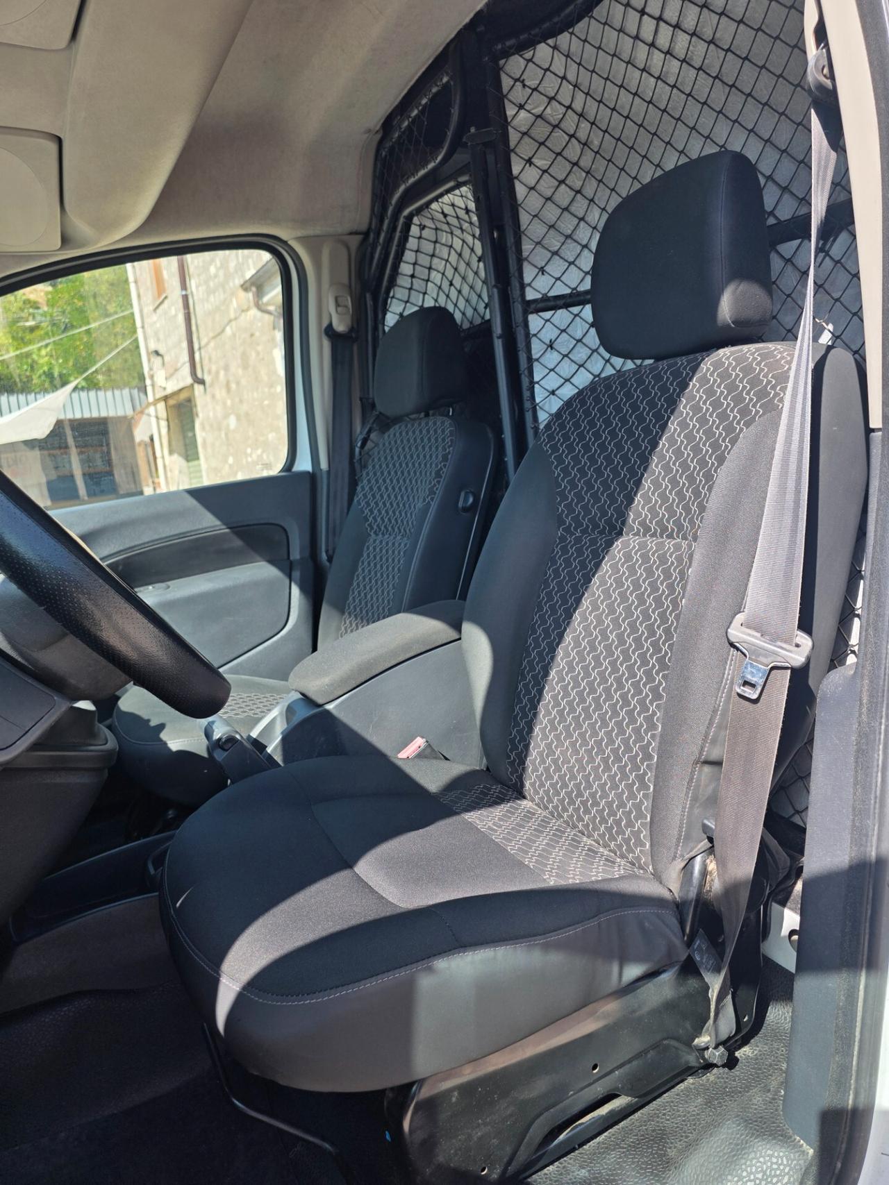 Renault Kangoo 1.5 dCi 110CV 4p. Express Maxi