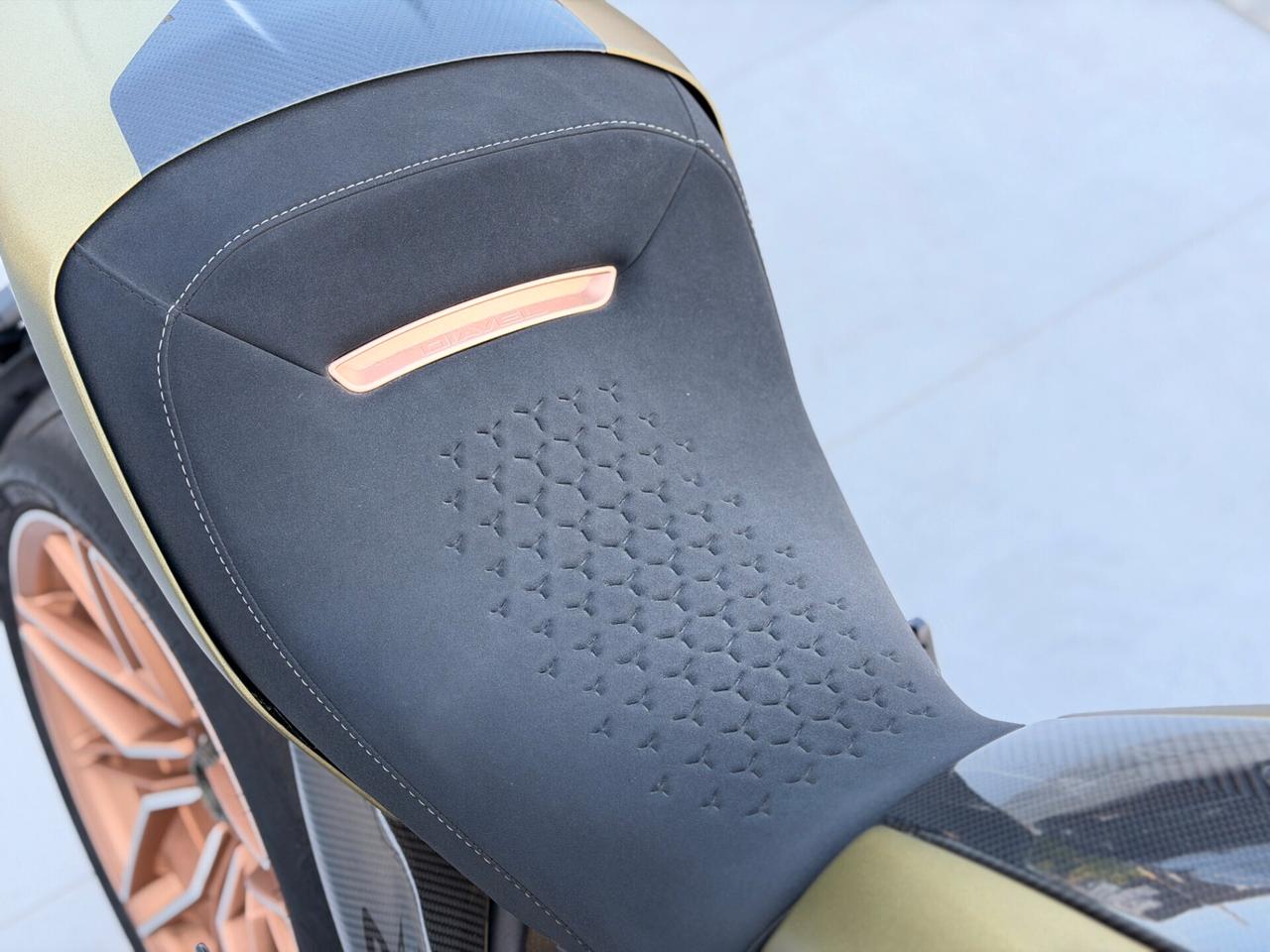 Ducati Diavel 1260 by LAMBORGHINI LIMITED EDITON N.556/630