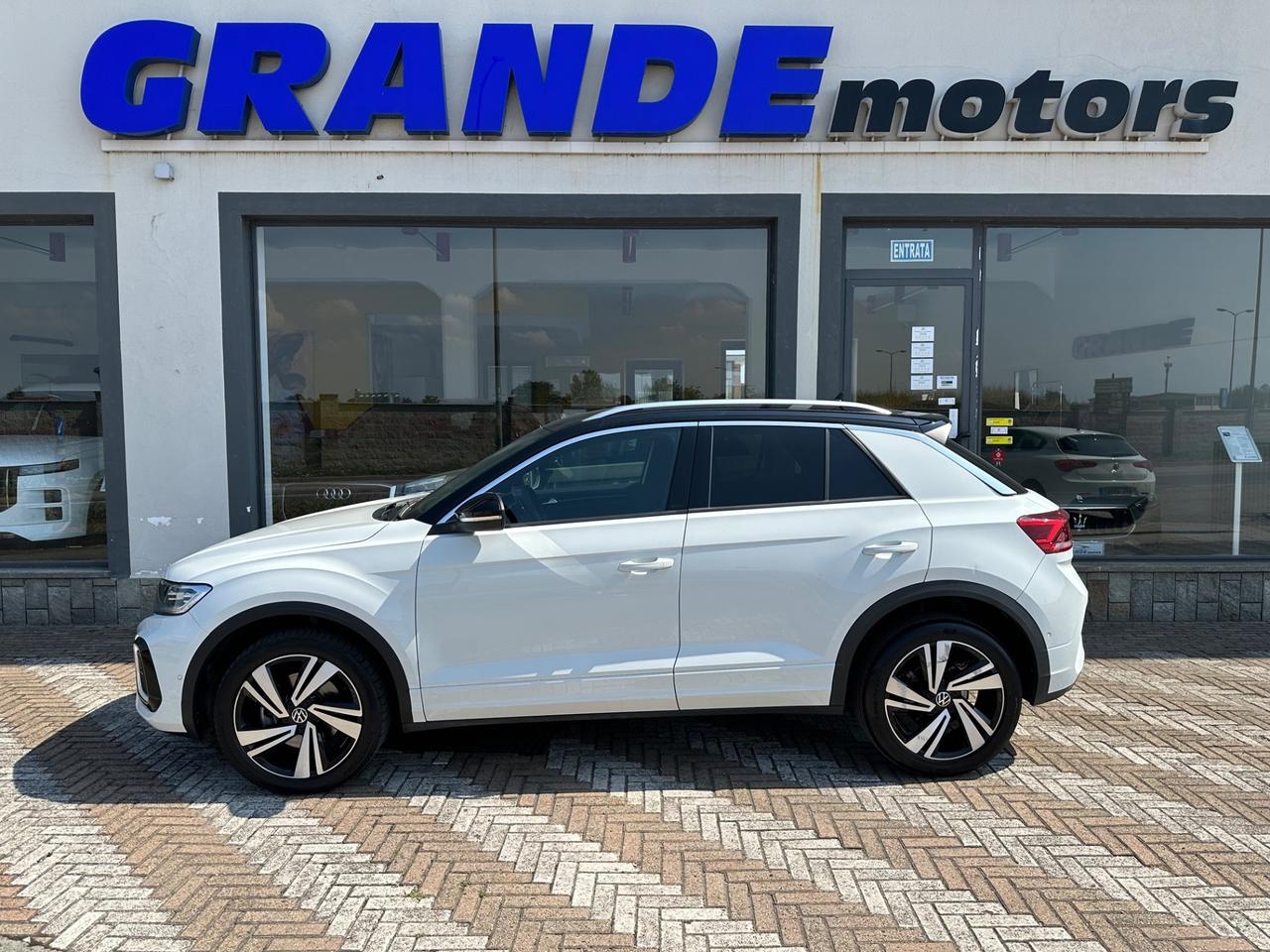 Volkswagen T-Roc 2.0 TDI SCR 150 CV DSG R-Line *NO VINCOLI*