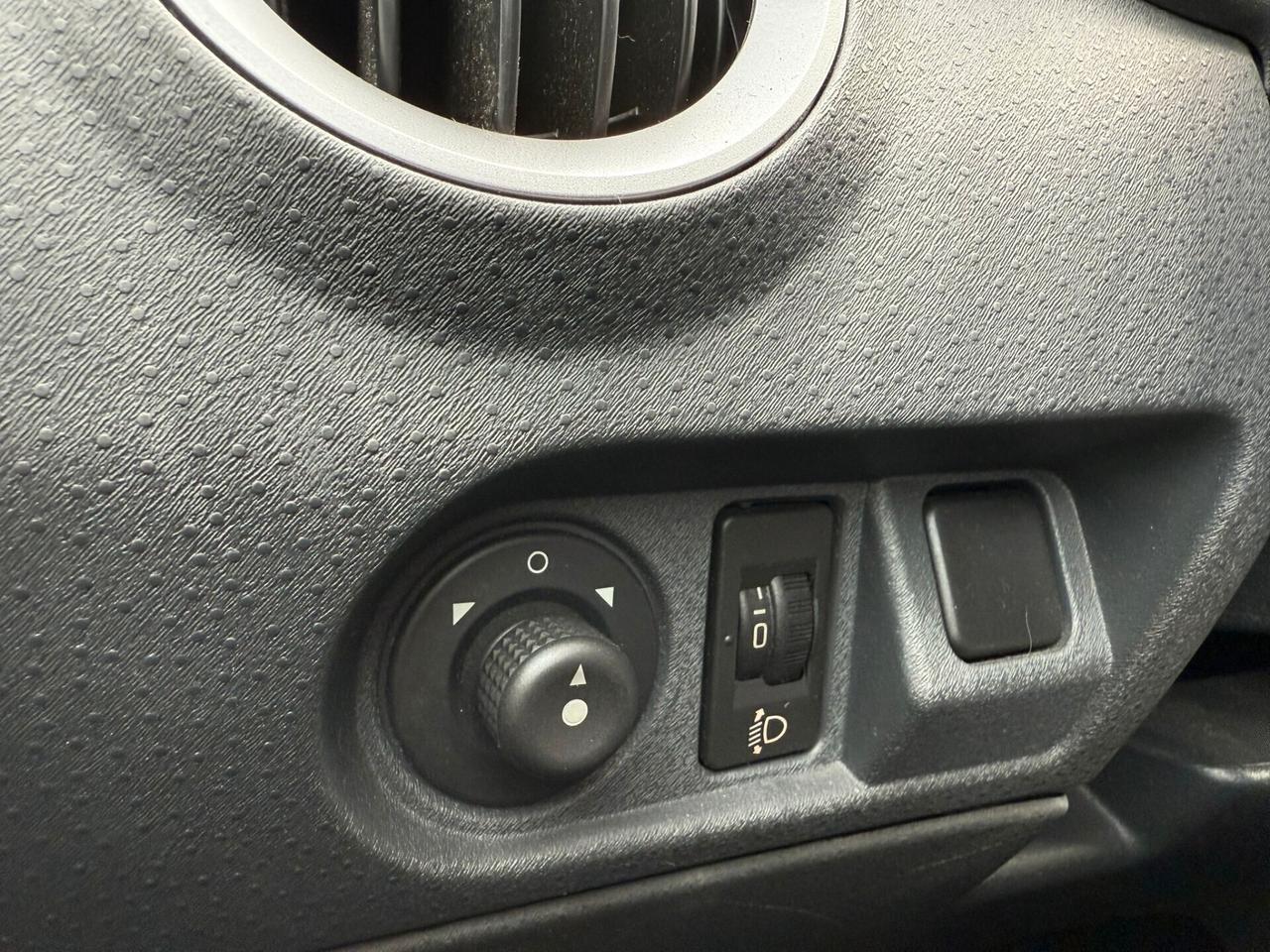 Citroen C3 1.1 BENZINA neo-pat 99.000KM