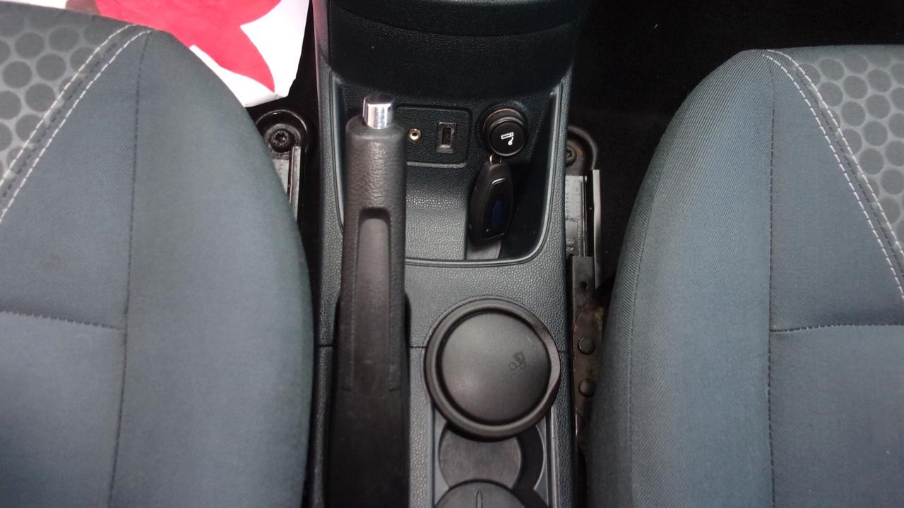 Ford Fiesta 1.2 82 CV 5 porte Titanium