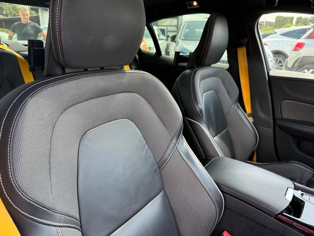 Volvo S60 T8 Recharge AWD Plug-in Hybrid R-Design 318Cv