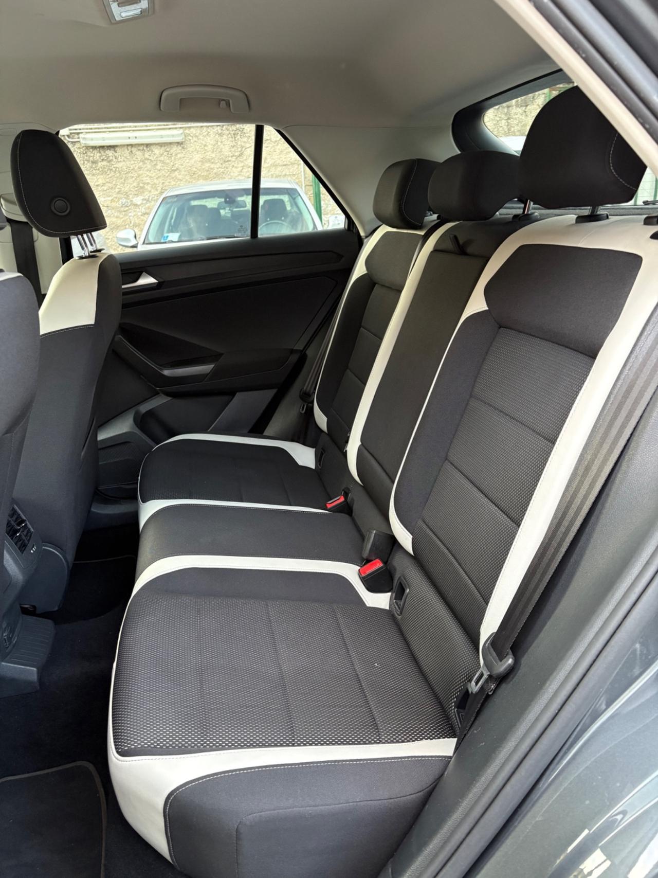 Volkswagen T-Roc 1.6 TDI virtual xenon perfetta