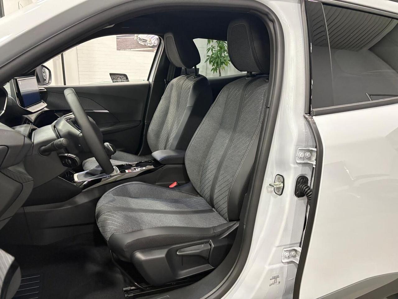 Peugeot 2008 1.2 puretech Allure s&s 100cv