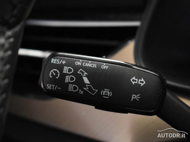 SKODA Kamiq 1.0 G-Tec Style LED, Navi, Winter pack, Km certif.
