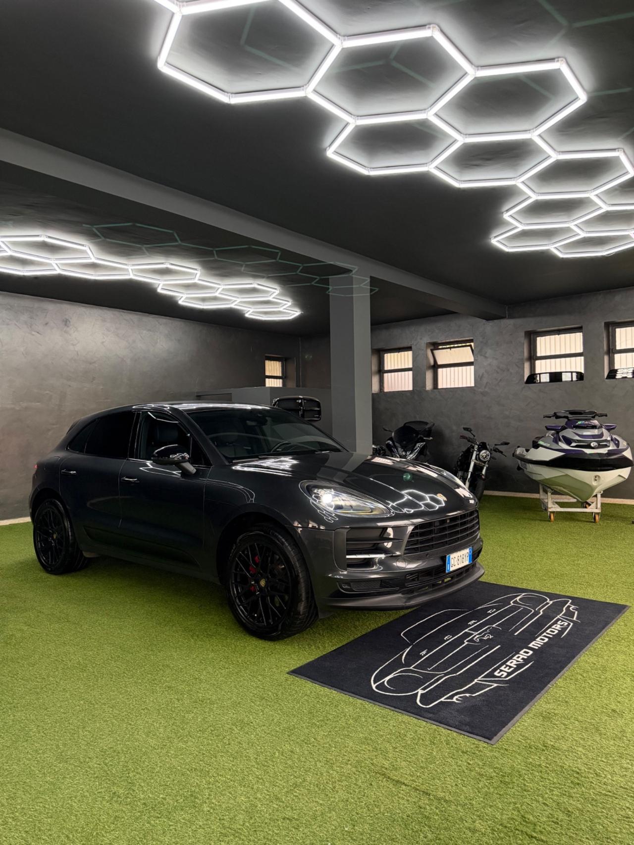 Porsche Macan 2.0 BENZ 250cv NO SUPERBOLLO