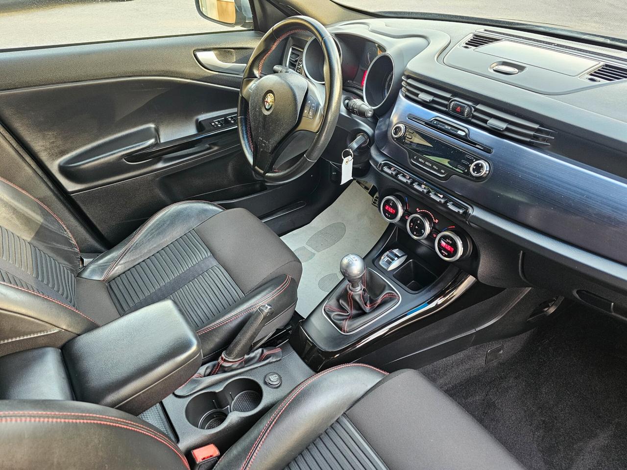 Alfa Romeo Giulietta 2.0 JTDm-2 140 CV