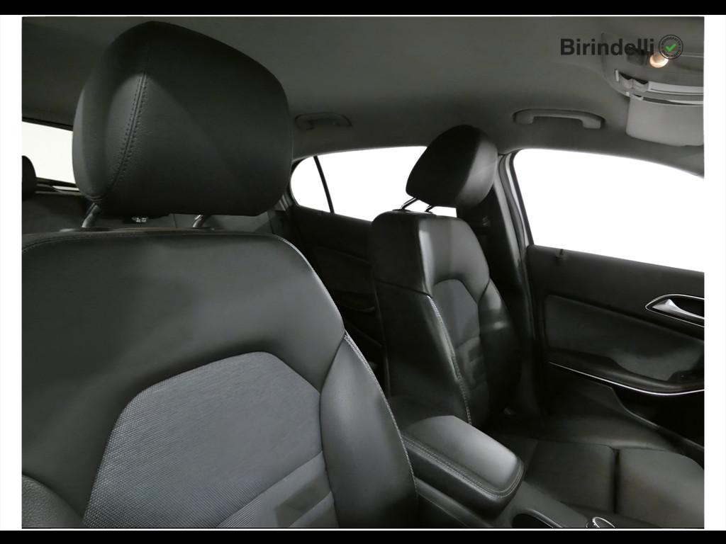 Mercedes-Benz GLA (X156) - GLA 180 d Executive