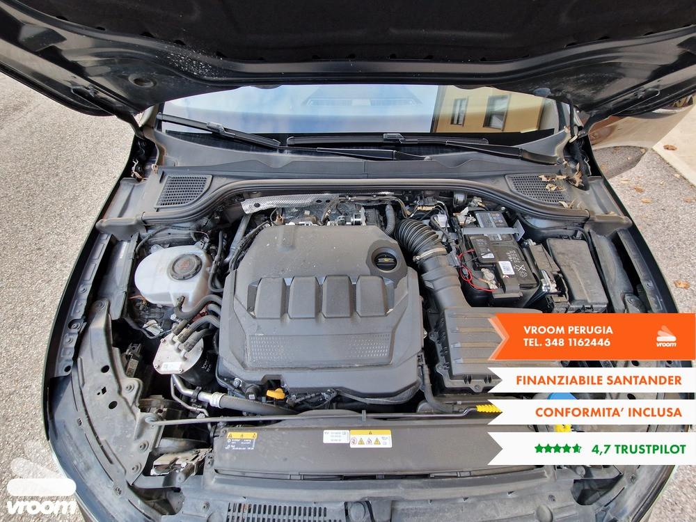 VOLKSWAGEN Golf 8 2.0 TDI 150 CV DSG R-Line 2023