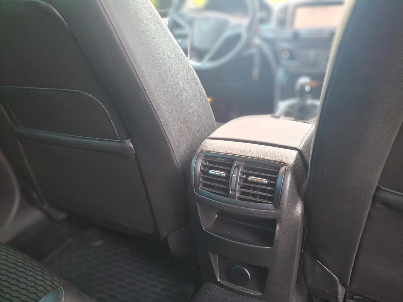 Opel Insignia 2.0 CDTI Sports Tourer Cosmo