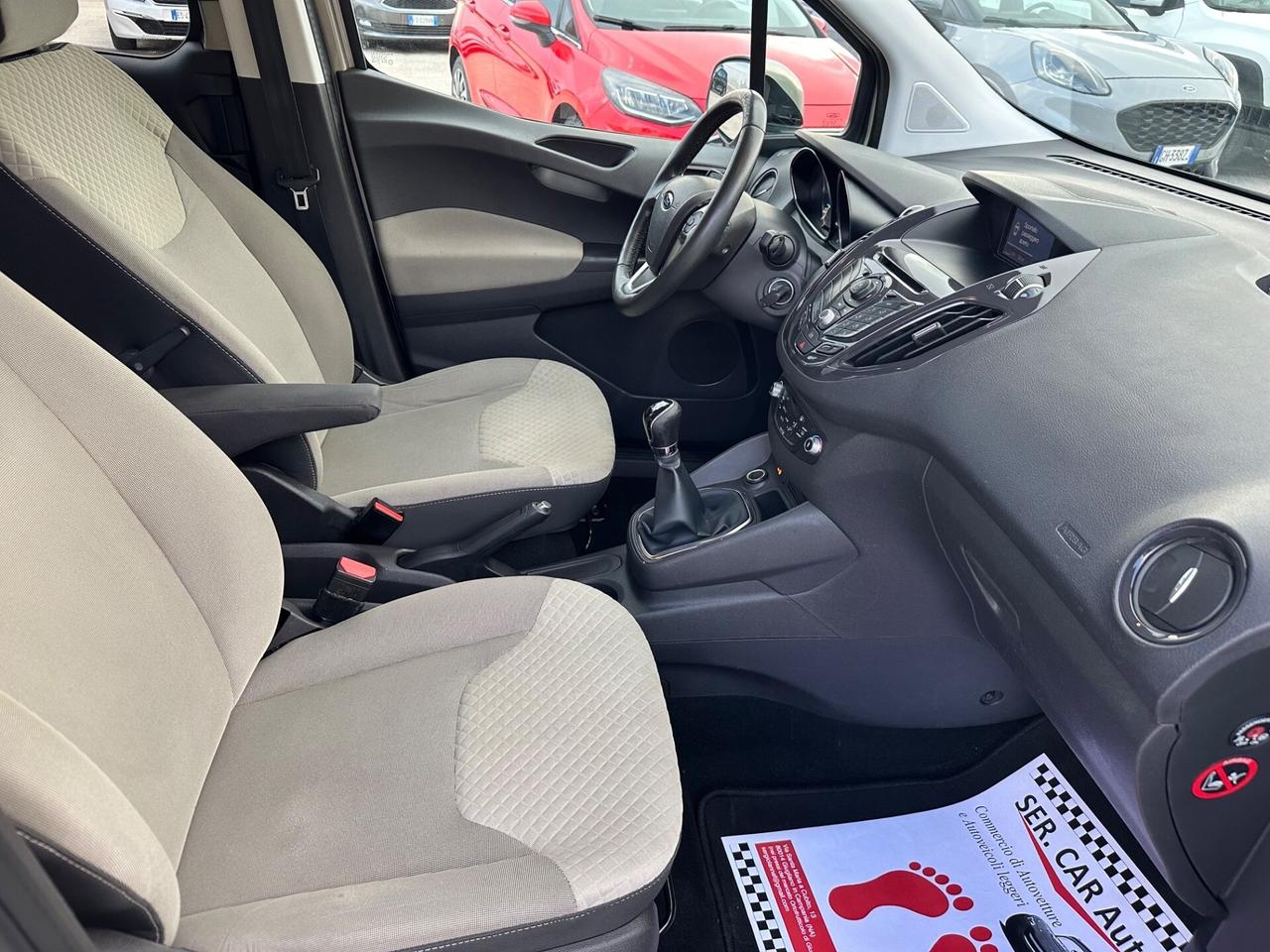 Ford Tourneo Courier 2015 1.6 TDCI 95 CV Titanium