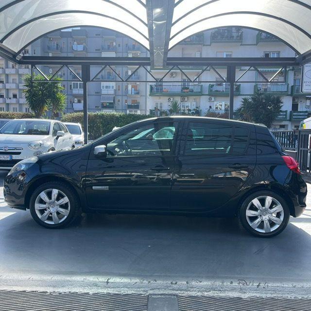 RENAULT - Clio - 1.2 75 CV 5p. NEOPATENTATI