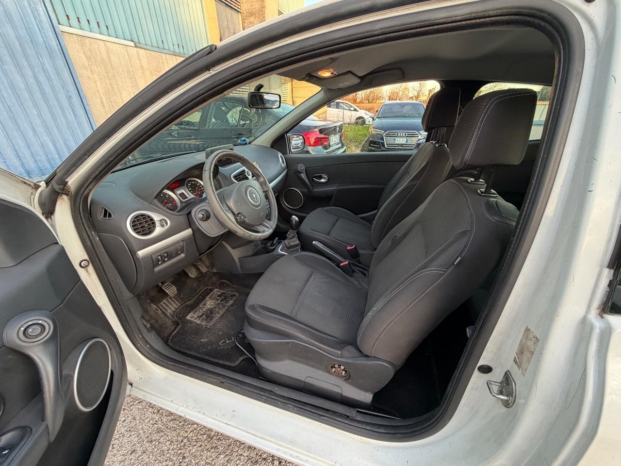 Renault Clio 1.2 16V 3 porte Confort