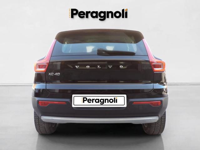 VOLVO XC40 D3 AWD Geartronic Momentum