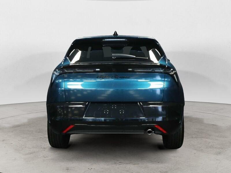 Alfa Romeo Junior HYBRID Q4 145cv