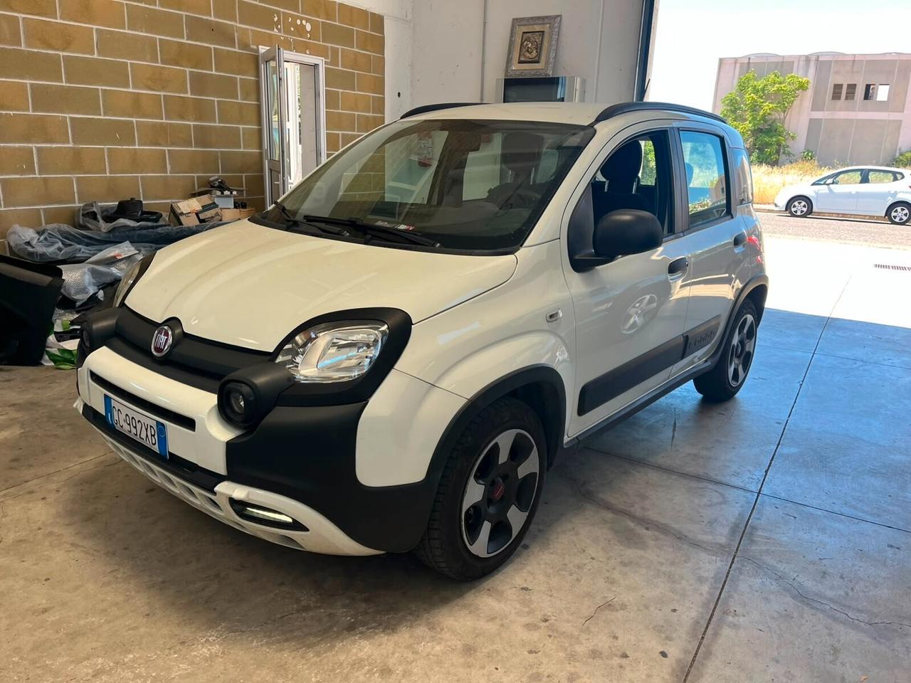 Fiat Panda Cross 1.0 FireFly S&S Hybrid