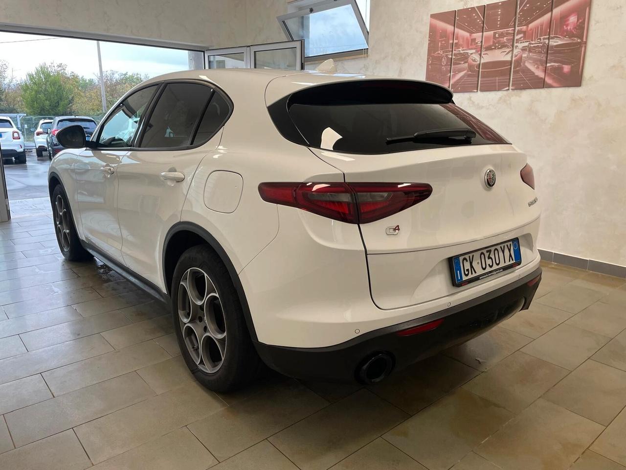 Alfa Romeo Stelvio 2.2 Turbodiesel 190 CV AT8 Q4 Sprint