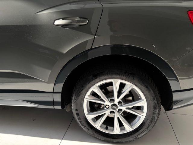 AUDI Q3 35 TDI quattro S tronic S line edition