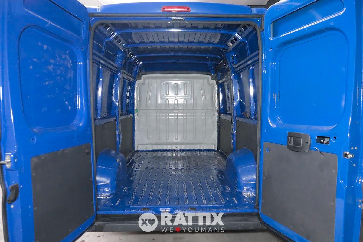 Peugeot Boxer 2.2 BlueHDI 140CV L2H2 (IVA ESCLUSA)