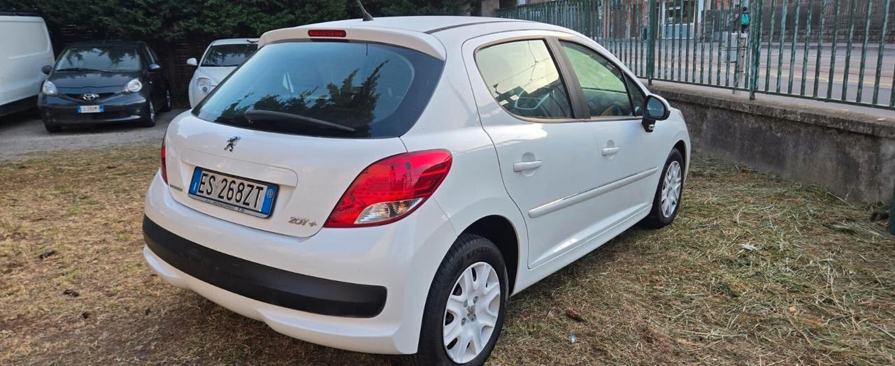 Peugeot 207 Plus 1.4 8V 75CV 5p. ECO GPL