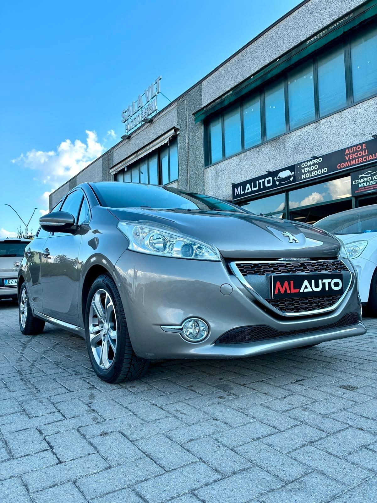 Peugeot 208 1.2 VTI 82 CV 5P ALLURE - OK NEOPATENTATO