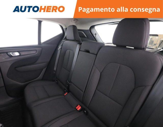VOLVO XC40 T2 Geartronic Momentum Pro